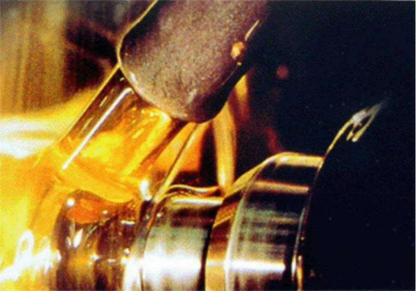 【金属加工】台风雨天，切削液该如何储存？